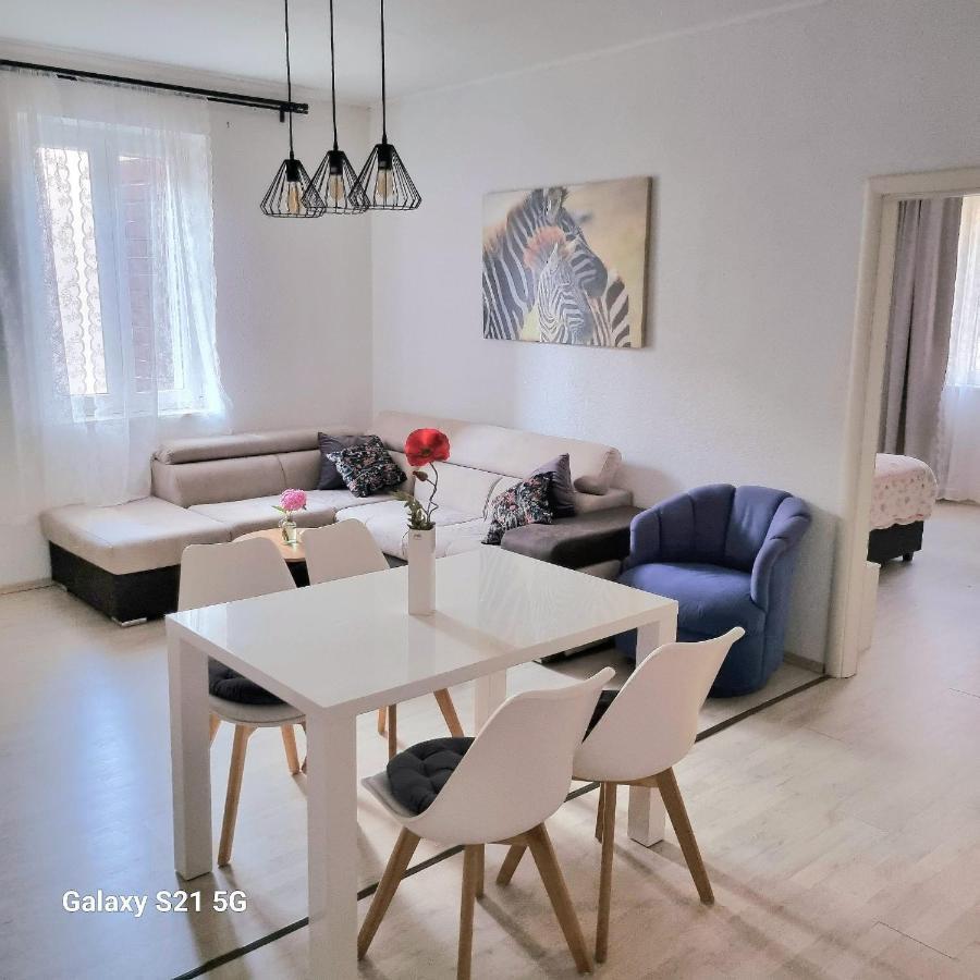 Sara Apartment Podstrana Ngoại thất bức ảnh