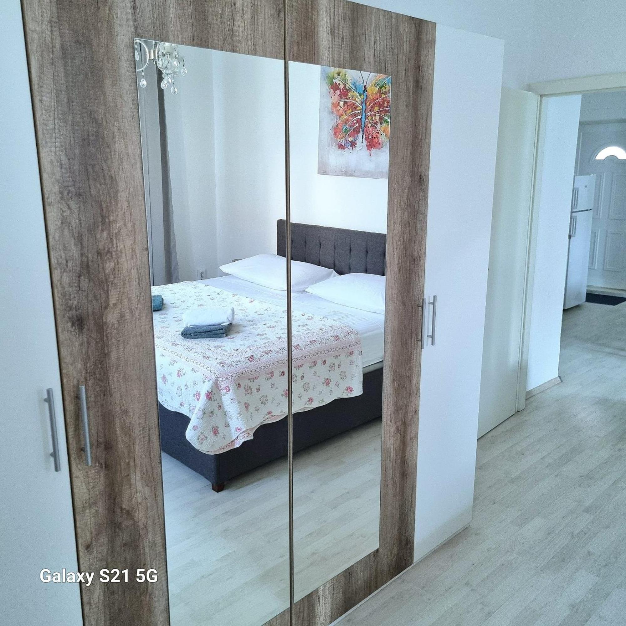 Sara Apartment Podstrana Ngoại thất bức ảnh